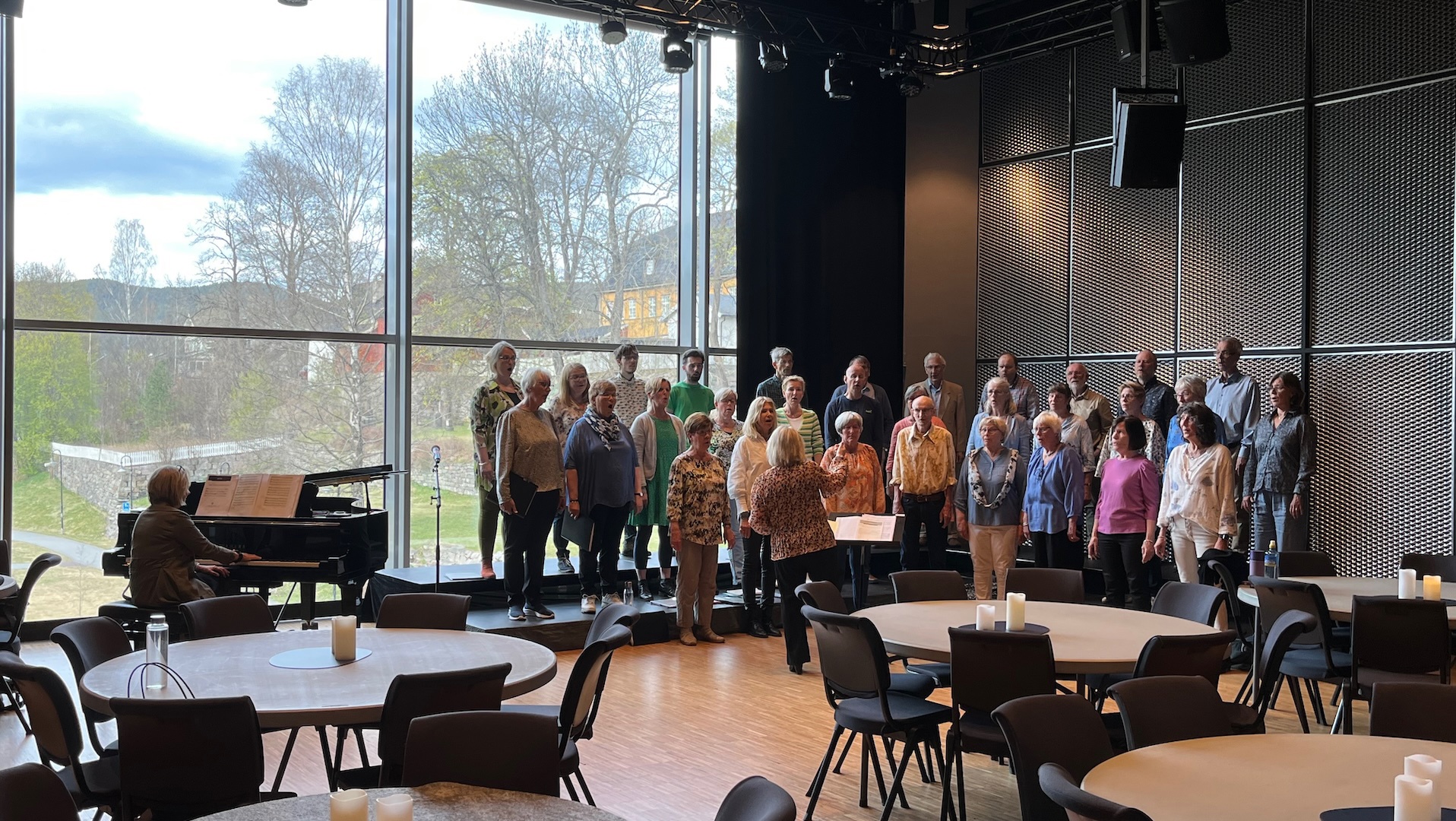 "Velkommen inn" i Sølvsalen 6.11.2025